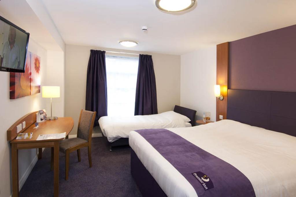 Premier Inn Leamington Spa Town Centre Phòng bức ảnh