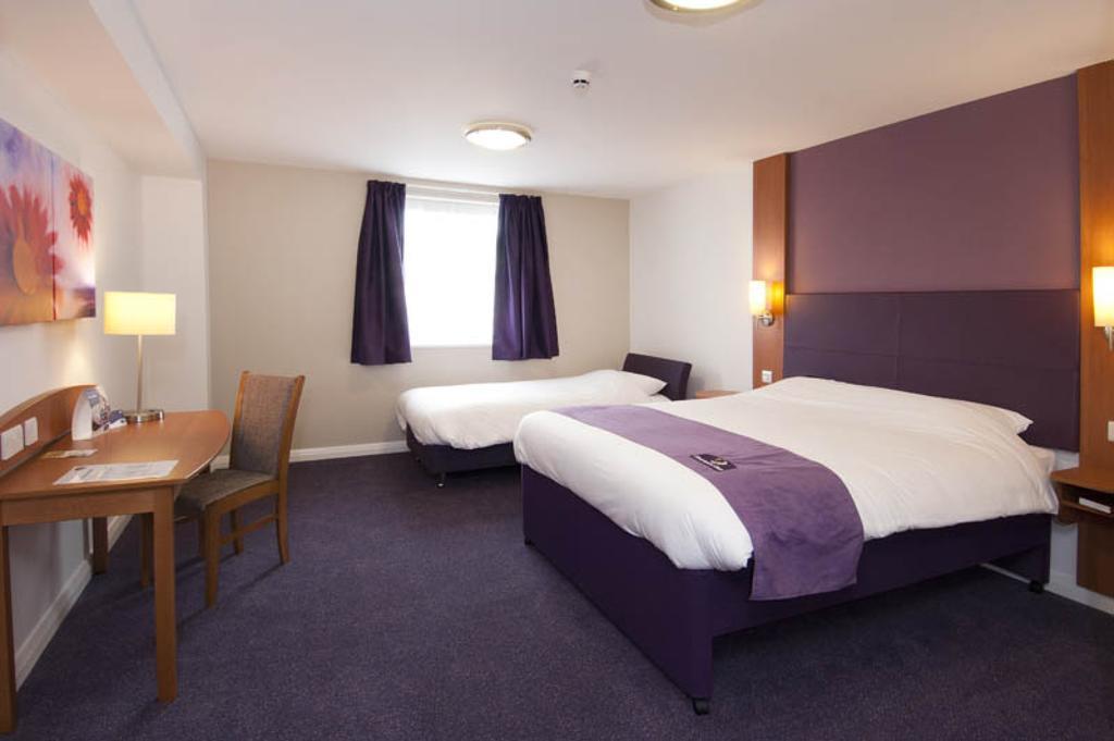 Premier Inn Leamington Spa Town Centre Phòng bức ảnh