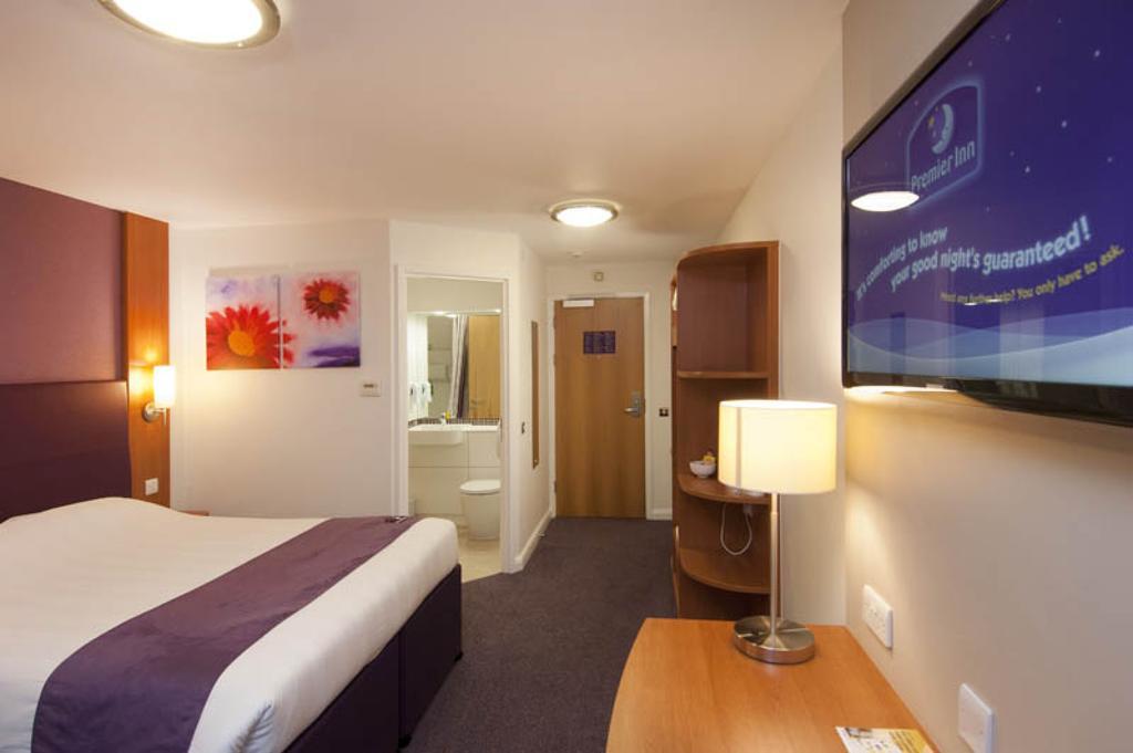 Premier Inn Leamington Spa Town Centre Ngoại thất bức ảnh