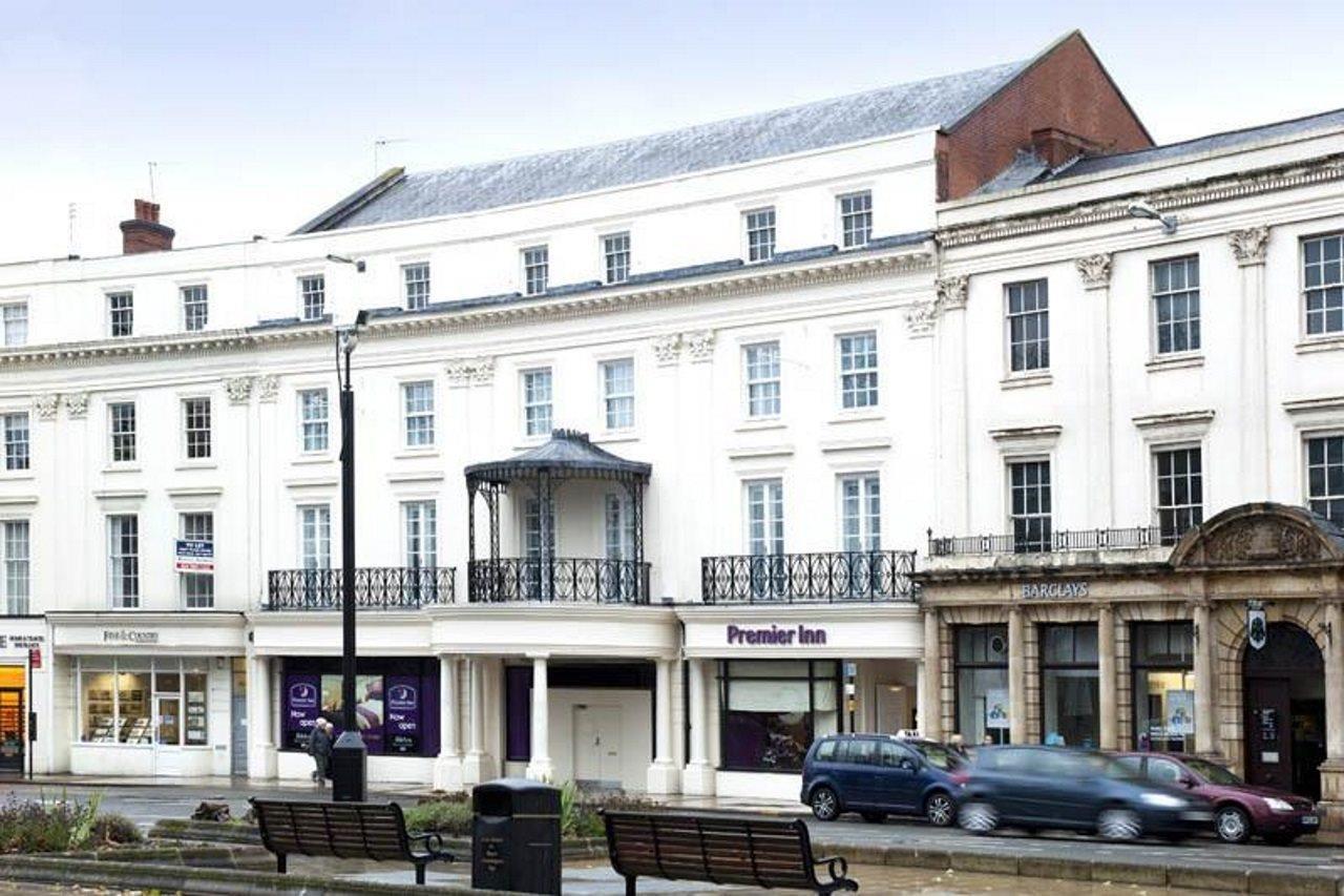 Premier Inn Leamington Spa Town Centre Ngoại thất bức ảnh